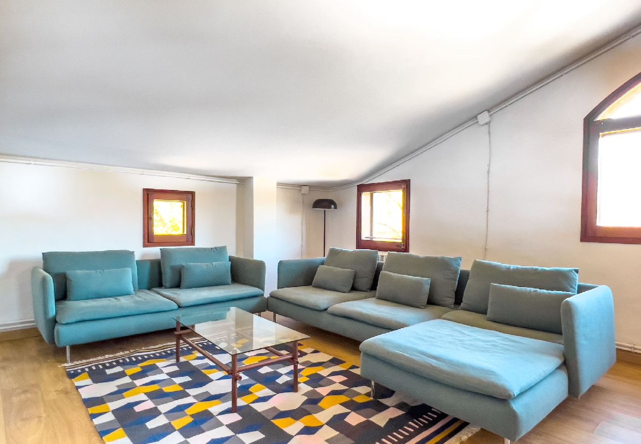 Ferienwohnung in Montagut i Oix - Can Blanc de Montagut, Dalt