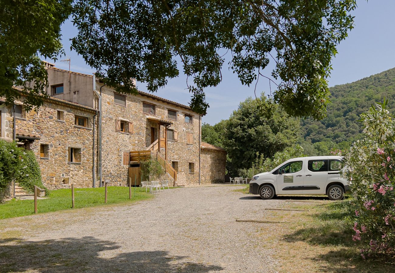 Ferienwohnung in Montagut i Oix - Can Blanc de Montagut, Dalt
