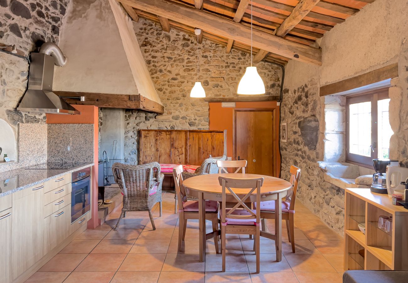 Ferienwohnung in Sant Feliu de Pallerols - Aiguabella, Cal Sidro