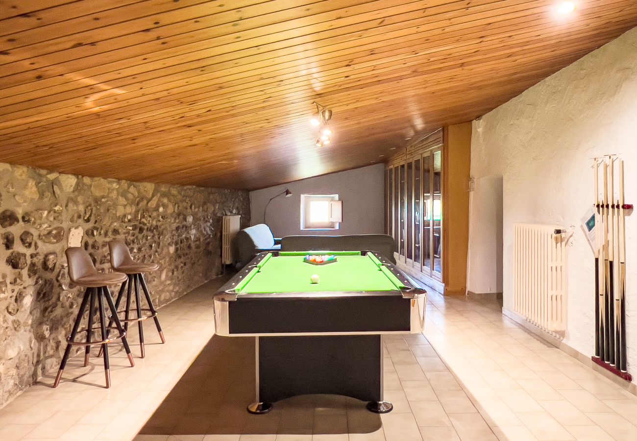 Landhaus in Cornellà del Terri - Mas Maria Carmen Dalmau