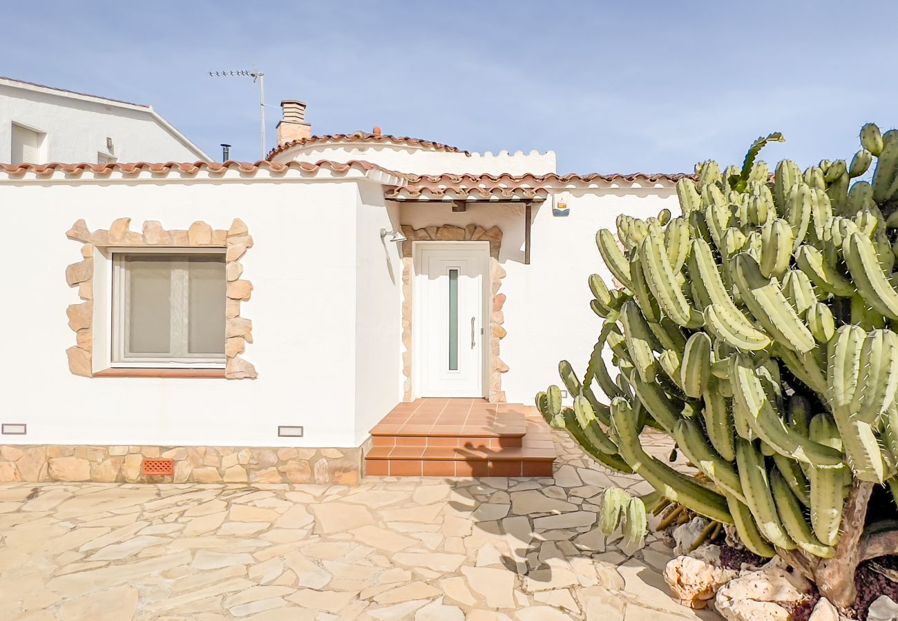 Villa in Empuriabrava - Majordoms Canals