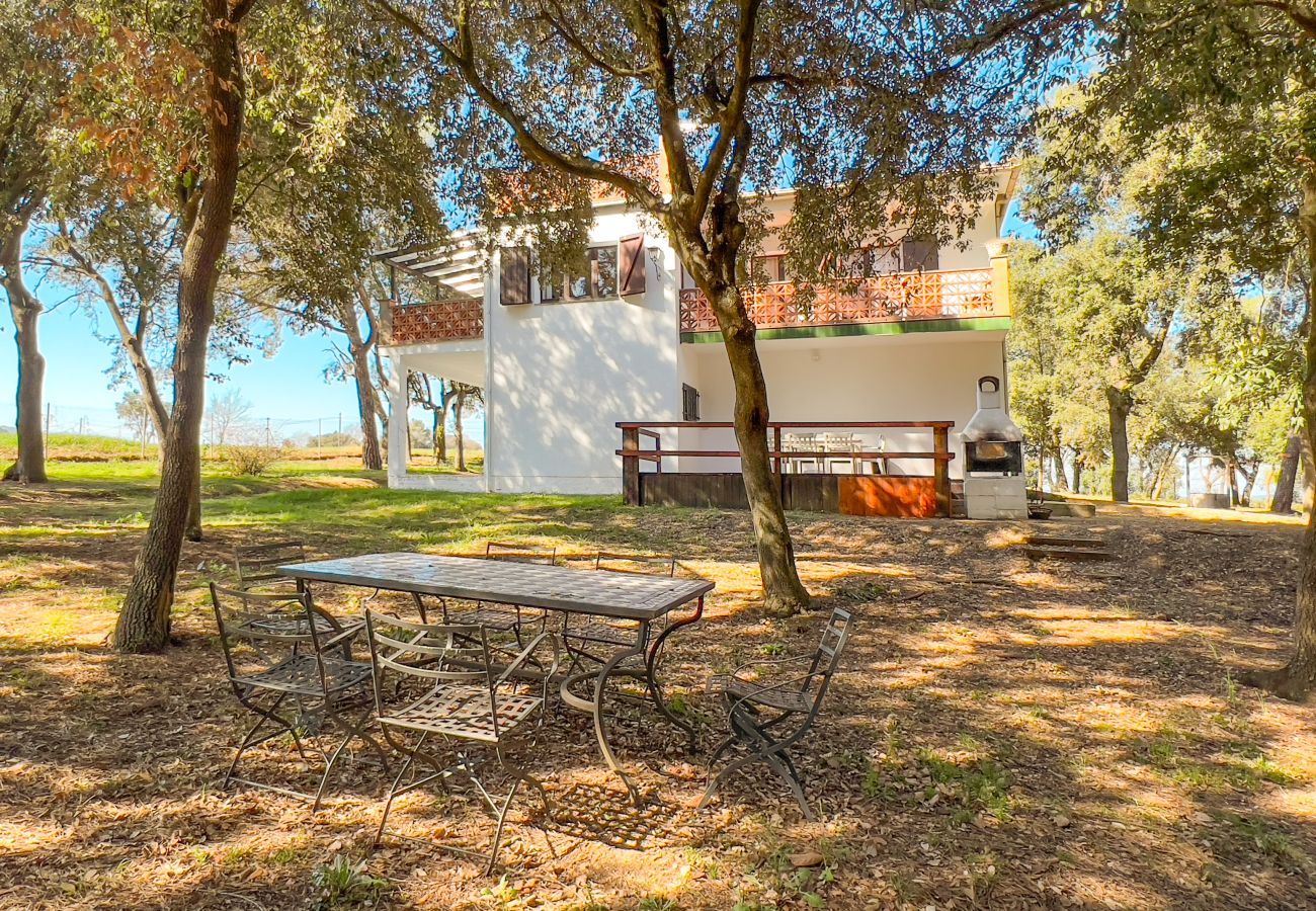 Landhaus in Palol de Revardit - Can Vedruna