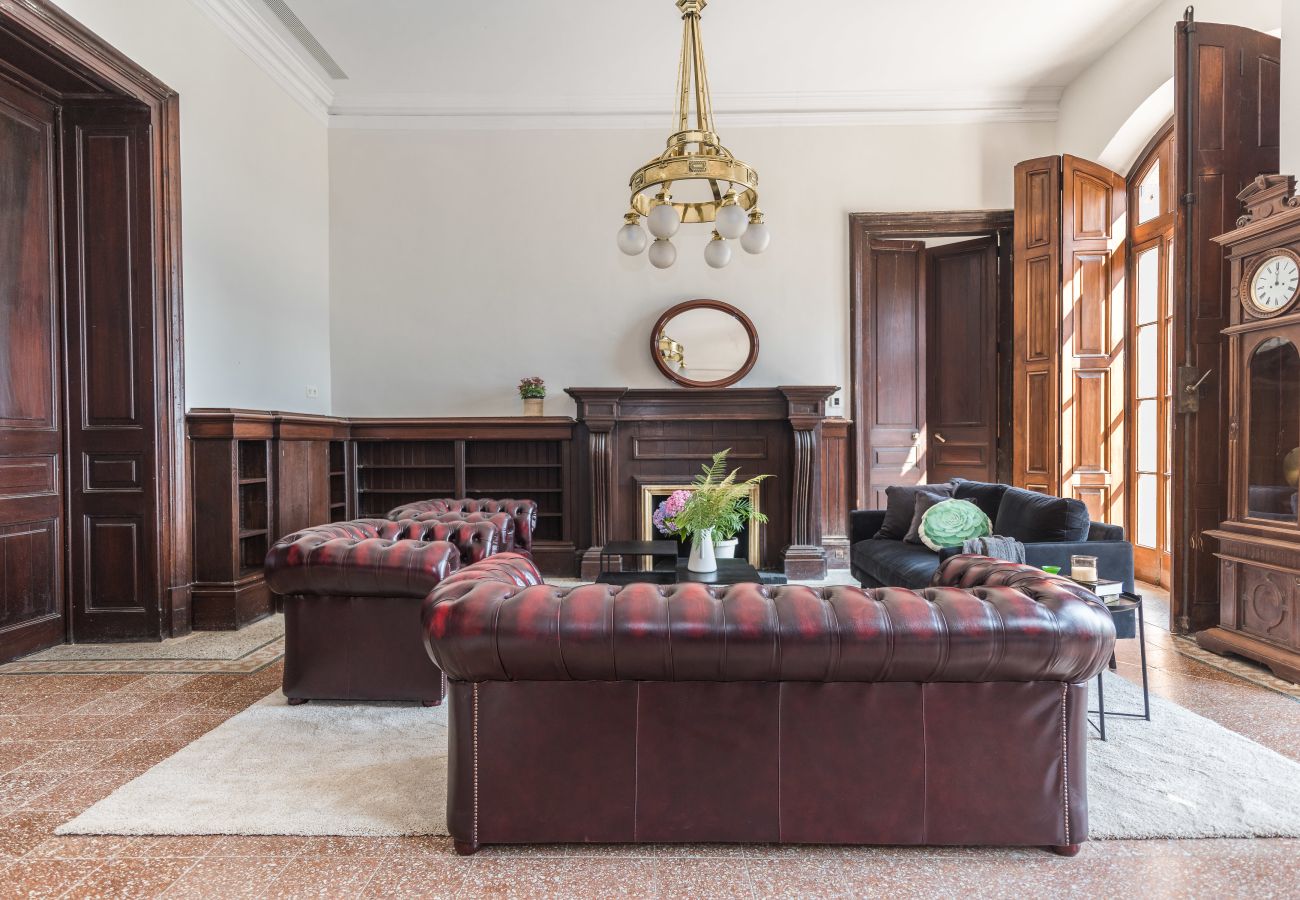 Villa in Sant Hilari Sacalm - Castell de Villavecchia - 20 pax