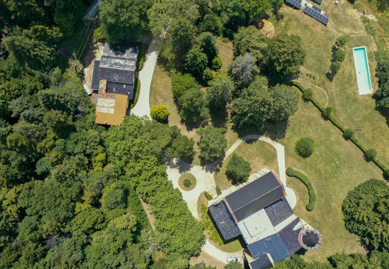 Villa in Sant Hilari Sacalm - Castell de Villavecchia - 20 pax