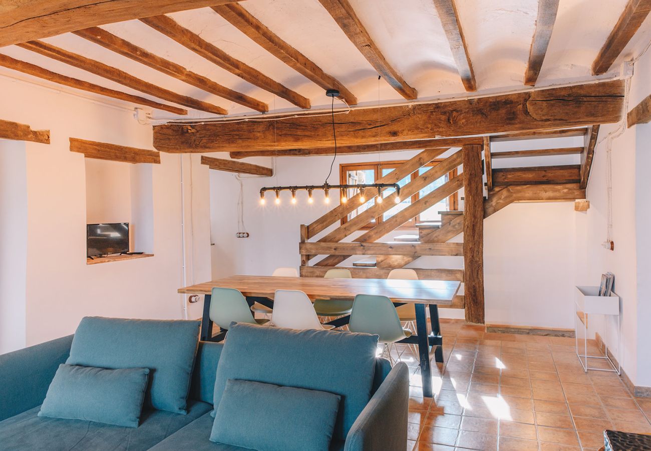 Apartment in Montagut i Oix - Can Blanc de Montagut, Baix