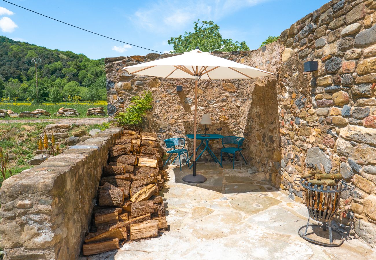 Cottage in Montagut i Oix - Can Riera de Montagut (7 rooms)