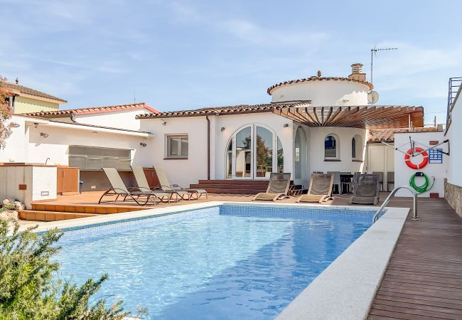 Villa in Empuriabrava - Majordoms Canals Villa in Empuriabrava - Majordoms Canals