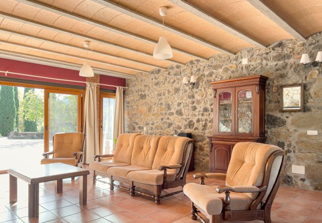 Cottage in Sant Feliu de Pallerols - Aiguabella, Ca la Maria Cottage in Sant Feliu de Pallerols - Aiguabella, Ca la Maria