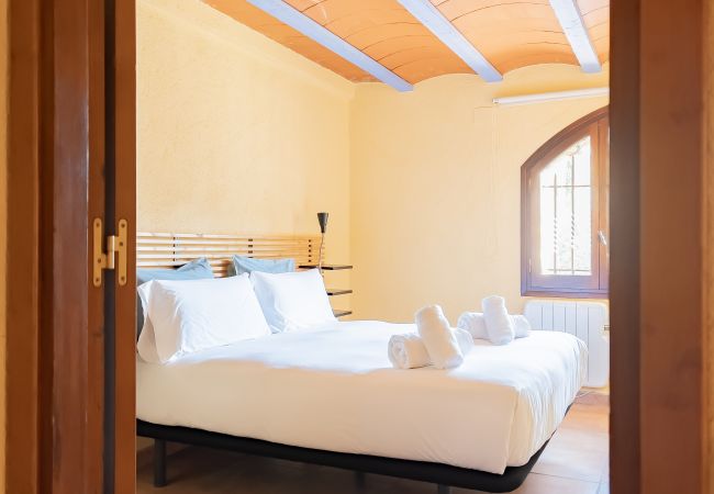 Country house in Sant Feliu de Pallerols - Aiguabella Turisme Rural - 35 pax Country house in Sant Feliu de Pallerols - Aiguabella Turisme Rural - 35 pax