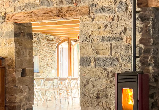 Country house in Sant Feliu de Pallerols - Aiguabella Turisme Rural - 35 pax Country house in Sant Feliu de Pallerols - Aiguabella Turisme Rural - 35 pax