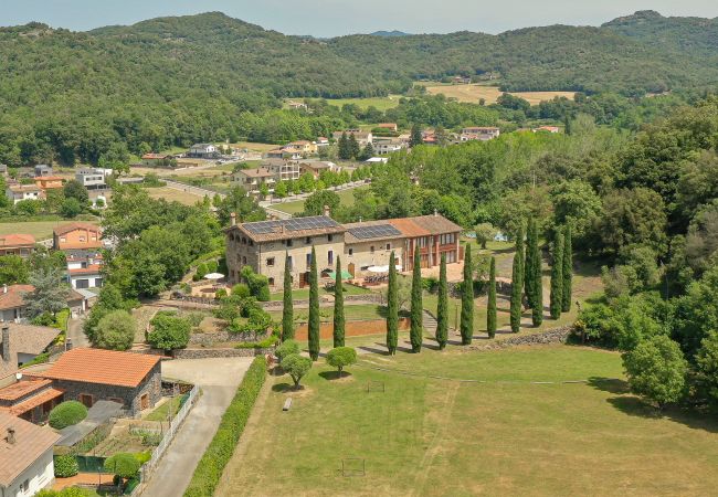 Country house in Sant Feliu de Pallerols - Aiguabella Turisme Rural - 35 pax Country house in Sant Feliu de Pallerols - Aiguabella Turisme Rural - 35 pax