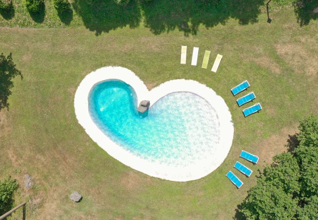 Country house in Sant Feliu de Pallerols - Aiguabella Turisme Rural - 35 pax Country house in Sant Feliu de Pallerols - Aiguabella Turisme Rural - 35 pax