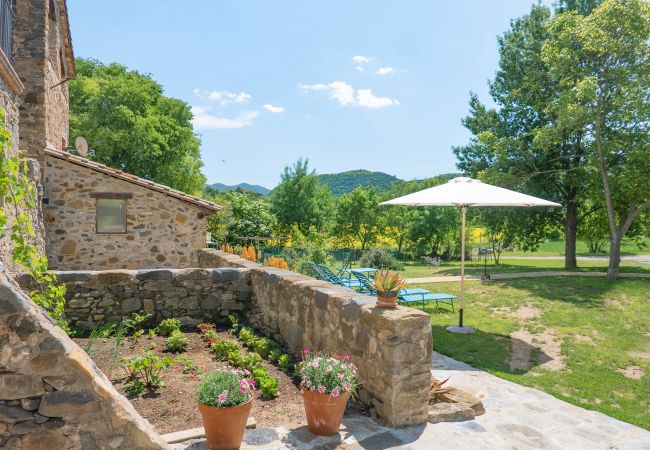 Cottage in Montagut i Oix - Majordoms Riera 5 Cottage in Montagut i Oix - Majordoms Riera 5