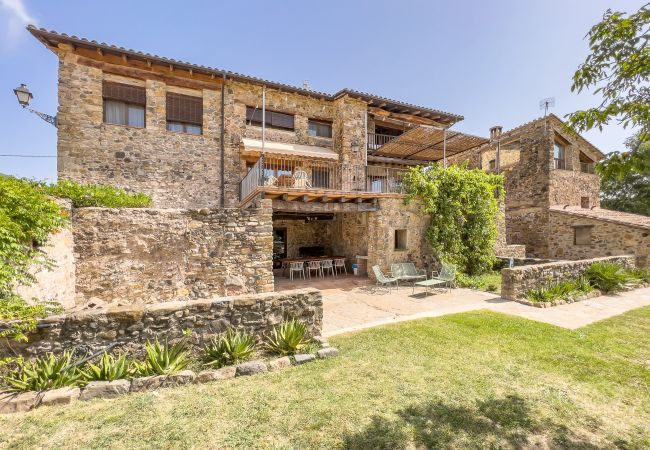 Cottage in Montagut i Oix - Majordoms Riera 5 Cottage in Montagut i Oix - Majordoms Riera 5