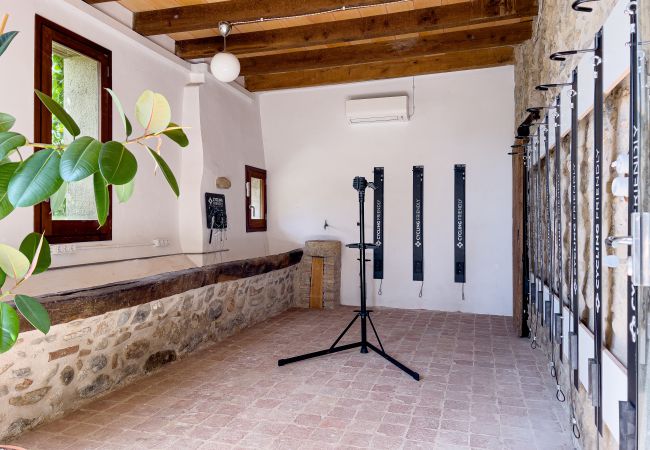 Cottage in Montagut i Oix - Majordoms Riera 5 Cottage in Montagut i Oix - Majordoms Riera 5