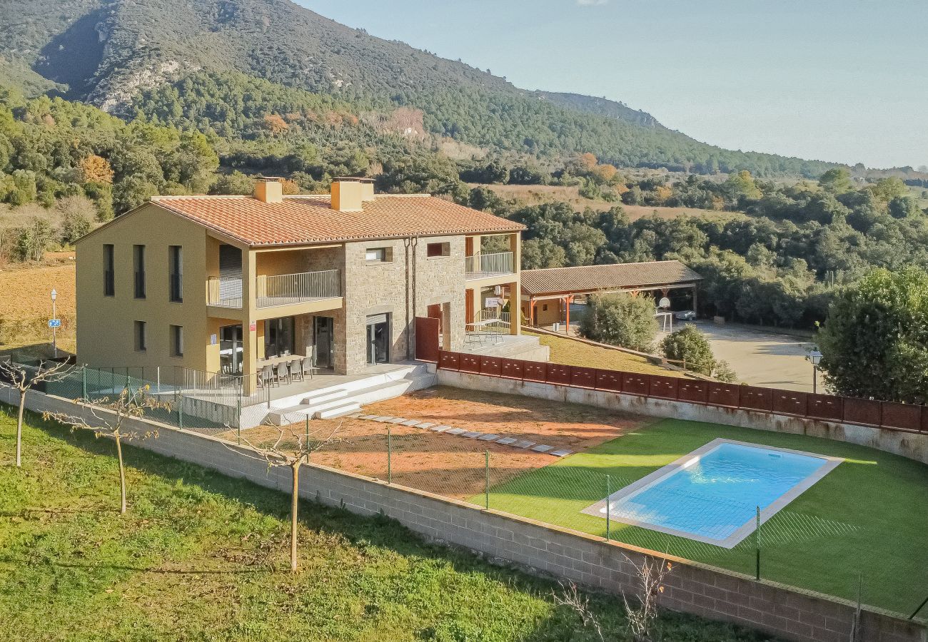 Townhouse in Beuda - Els Majordoms - El Mont