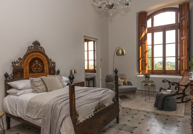 Villa in Sant Hilari Sacalm - Castell de Villavecchia - 20 pax Villa in Sant Hilari Sacalm - Castell de Villavecchia - 20 pax