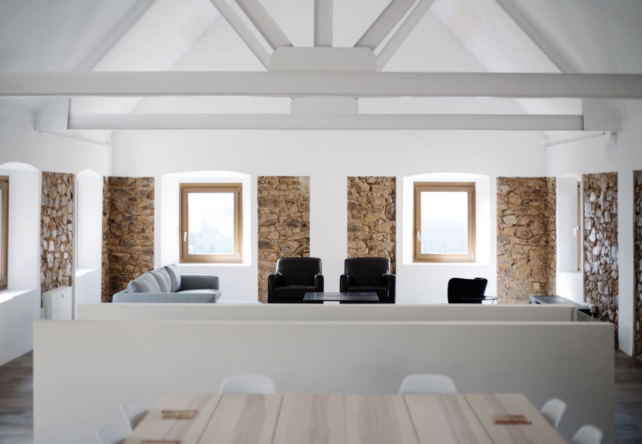 Country house in Arbúcies - Castell de Villavecchia