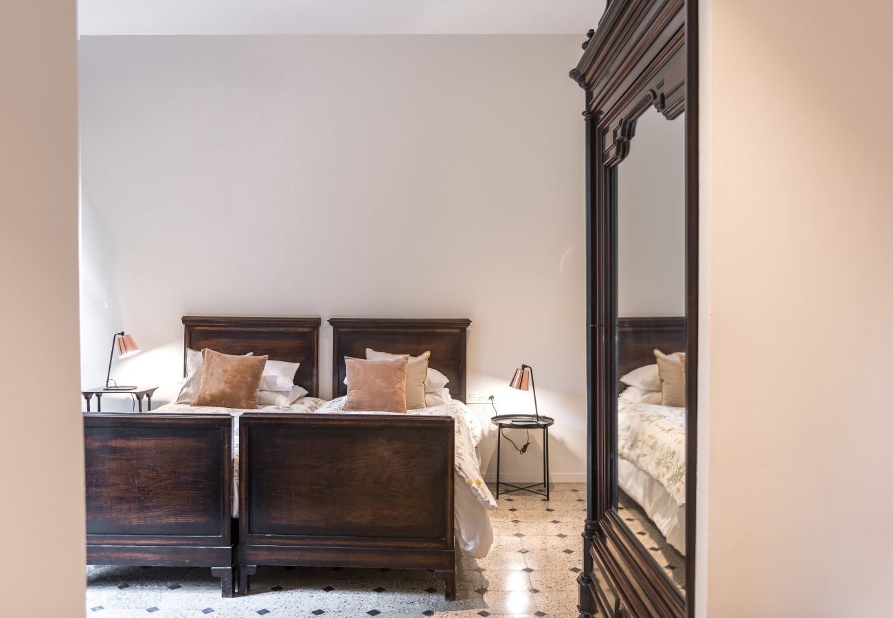 Country house in Arbúcies - Castell de Villavecchia