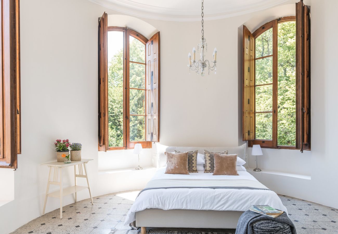 Country house in Arbúcies - Castell de Villavecchia