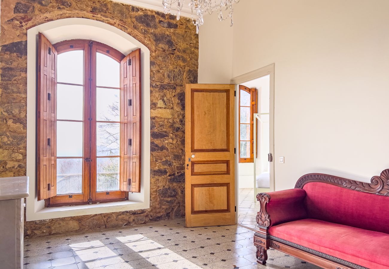 Villa in Sant Hilari Sacalm - Castell de Villavecchia - 20 pax