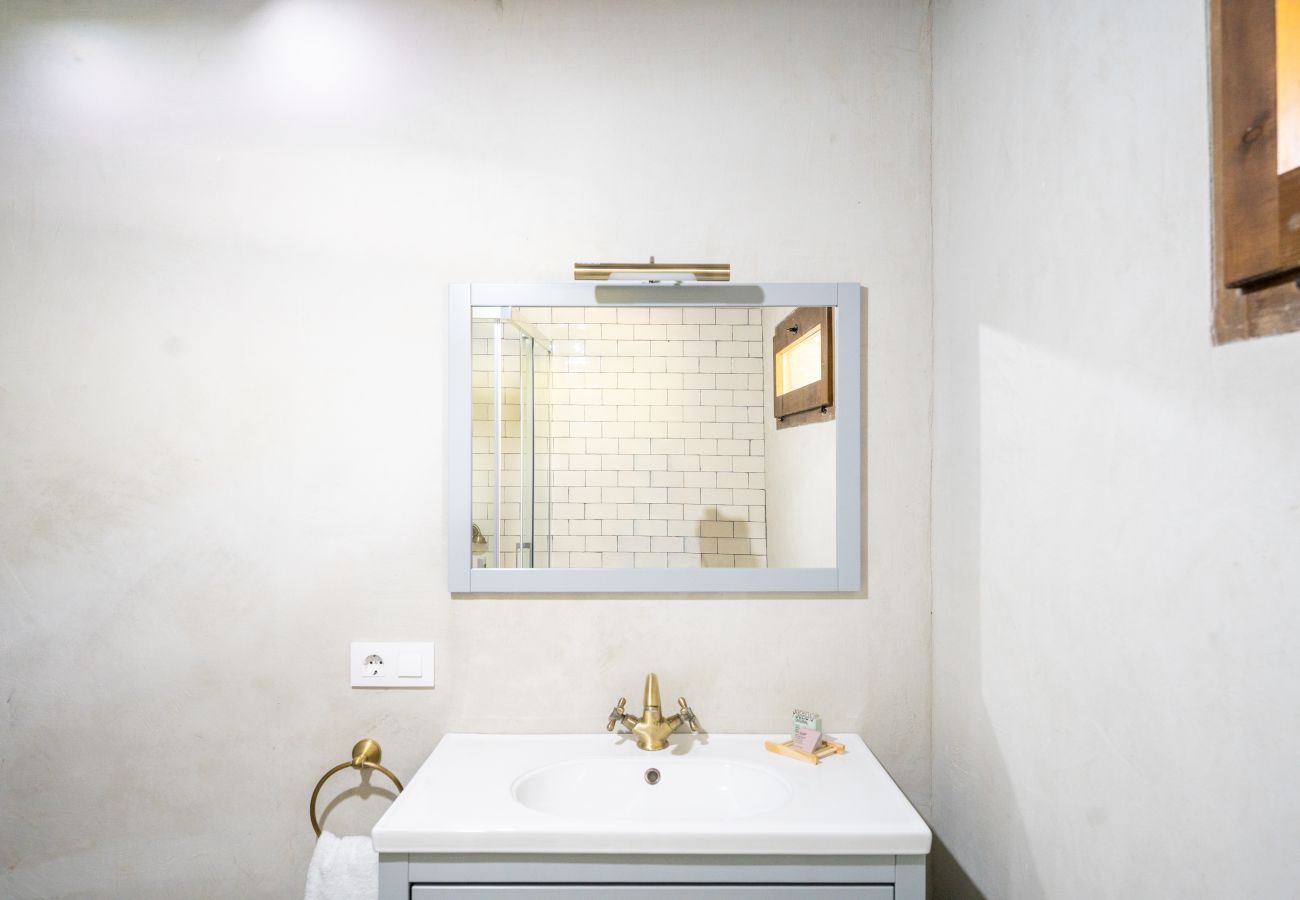 Country house in Sant Esteve d'en Bas - Majordoms Famada