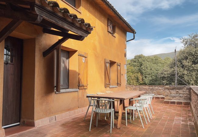 Apartamento en Montagut i Oix - Can Blanc de Montagut, Baix Apartamento en Montagut i Oix - Can Blanc de Montagut, Baix