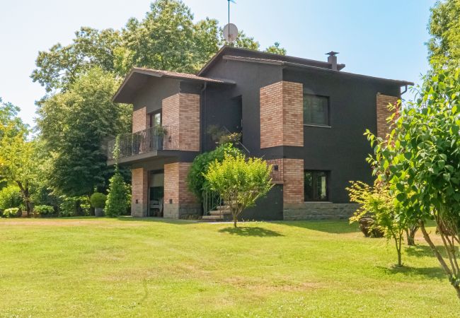 Casa rural en Santa Pau - Can Baseia Casa rural en Santa Pau - Can Baseia