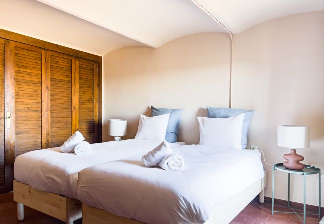 Casa rural en Cornellà del Terri - Mas Maria Carmen Dalmau Casa rural en Cornellà del Terri - Mas Maria Carmen Dalmau