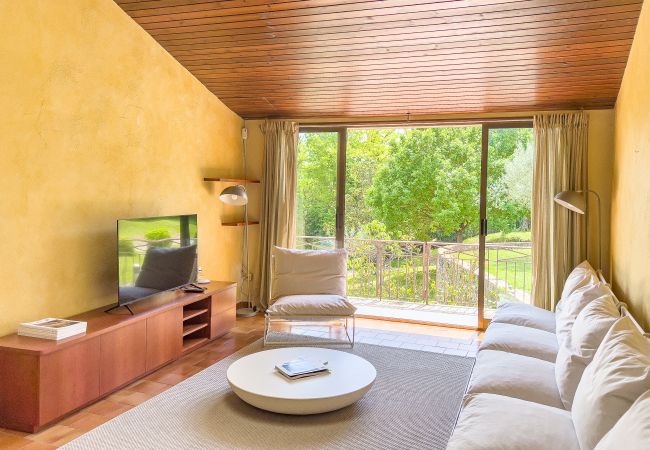 Casa rural en Cornellà del Terri - Mas Maria Carmen Dalmau Casa rural en Cornellà del Terri - Mas Maria Carmen Dalmau