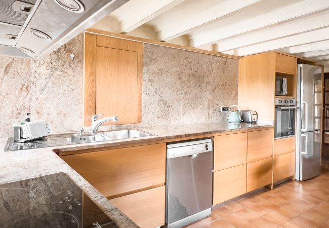 Casa rural en Cornellà del Terri - Mas Maria Carmen Dalmau Casa rural en Cornellà del Terri - Mas Maria Carmen Dalmau