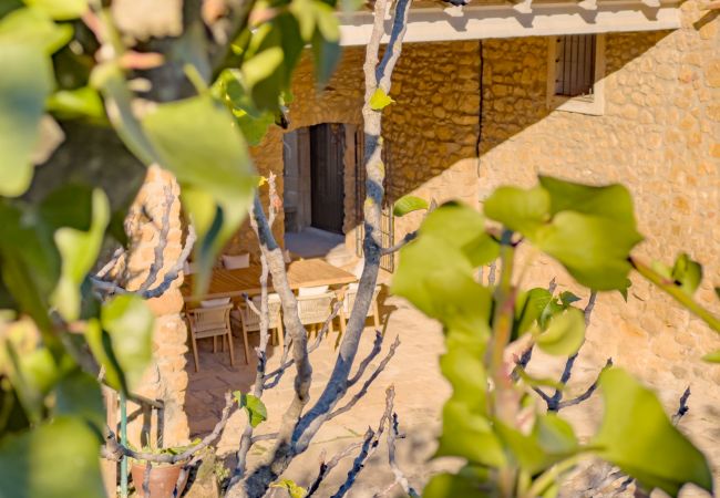 Casa rural en Cornellà del Terri - Mas Maria Carmen Dalmau Casa rural en Cornellà del Terri - Mas Maria Carmen Dalmau