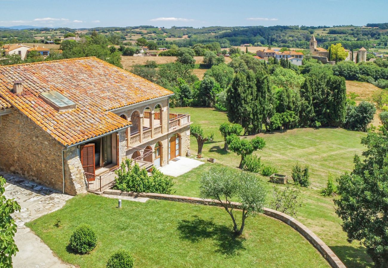 Casa rural en Cornellà del Terri - Mas Maria Carmen Dalmau