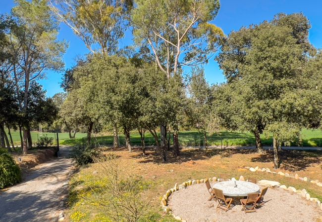 Casa rural en Palol de Revardit - Can Vedruna Casa rural en Palol de Revardit - Can Vedruna