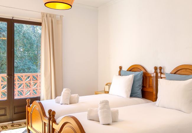 Casa rural en Palol de Revardit - Can Vedruna Casa rural en Palol de Revardit - Can Vedruna