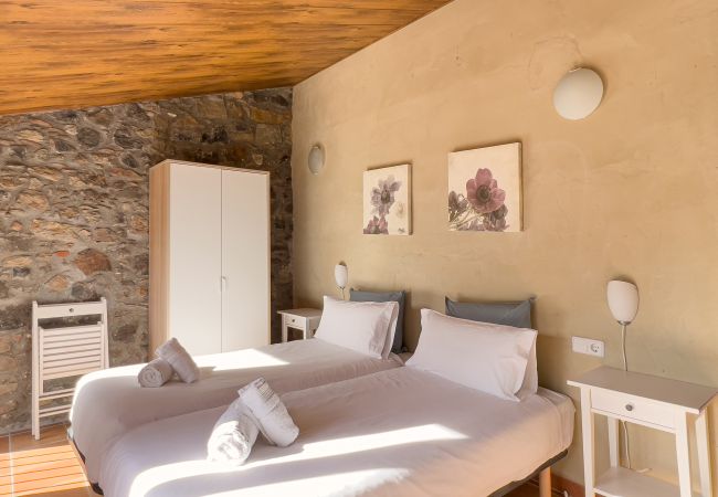 Casa rural en Sant Feliu de Pallerols - Aiguabella, Ca la Maria Casa rural en Sant Feliu de Pallerols - Aiguabella, Ca la Maria