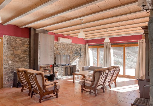 Casa rural en Sant Feliu de Pallerols - Aiguabella, Ca la Maria Casa rural en Sant Feliu de Pallerols - Aiguabella, Ca la Maria