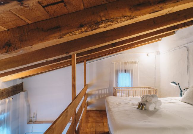 Casa rural en Montagut i Oix - Majordoms Riera 5 Casa rural en Montagut i Oix - Majordoms Riera 5