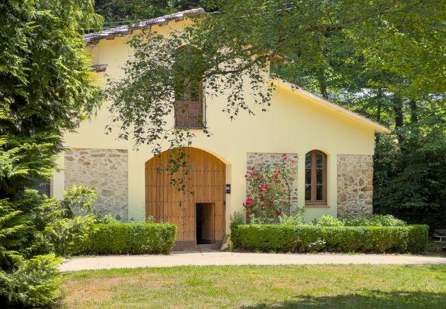 Casa rural en Sant Hilari Sacalm - Castell de Villavecchia - Masoveria Casa rural en Sant Hilari Sacalm - Castell de Villavecchia - Masoveria