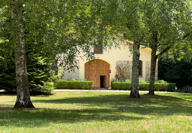 Casa rural en Sant Hilari Sacalm - Castell de Villavecchia - Masoveria Casa rural en Sant Hilari Sacalm - Castell de Villavecchia - Masoveria