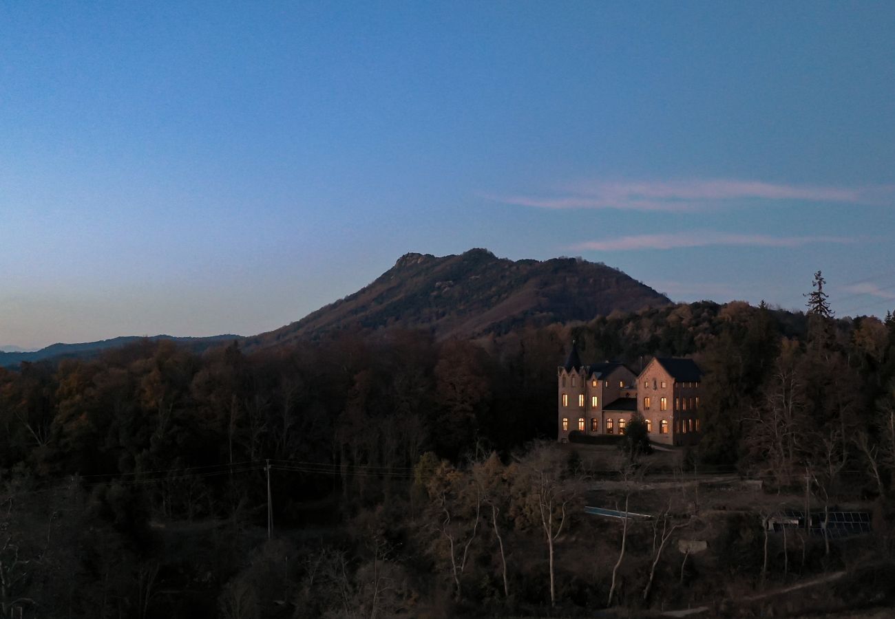 Finca en Sant Hilari Sacalm - Castell de Villavecchia - 33 pax