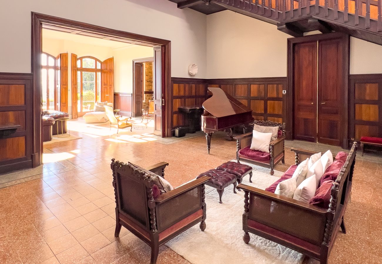 Finca en Sant Hilari Sacalm - Castell de Villavecchia - 33 pax