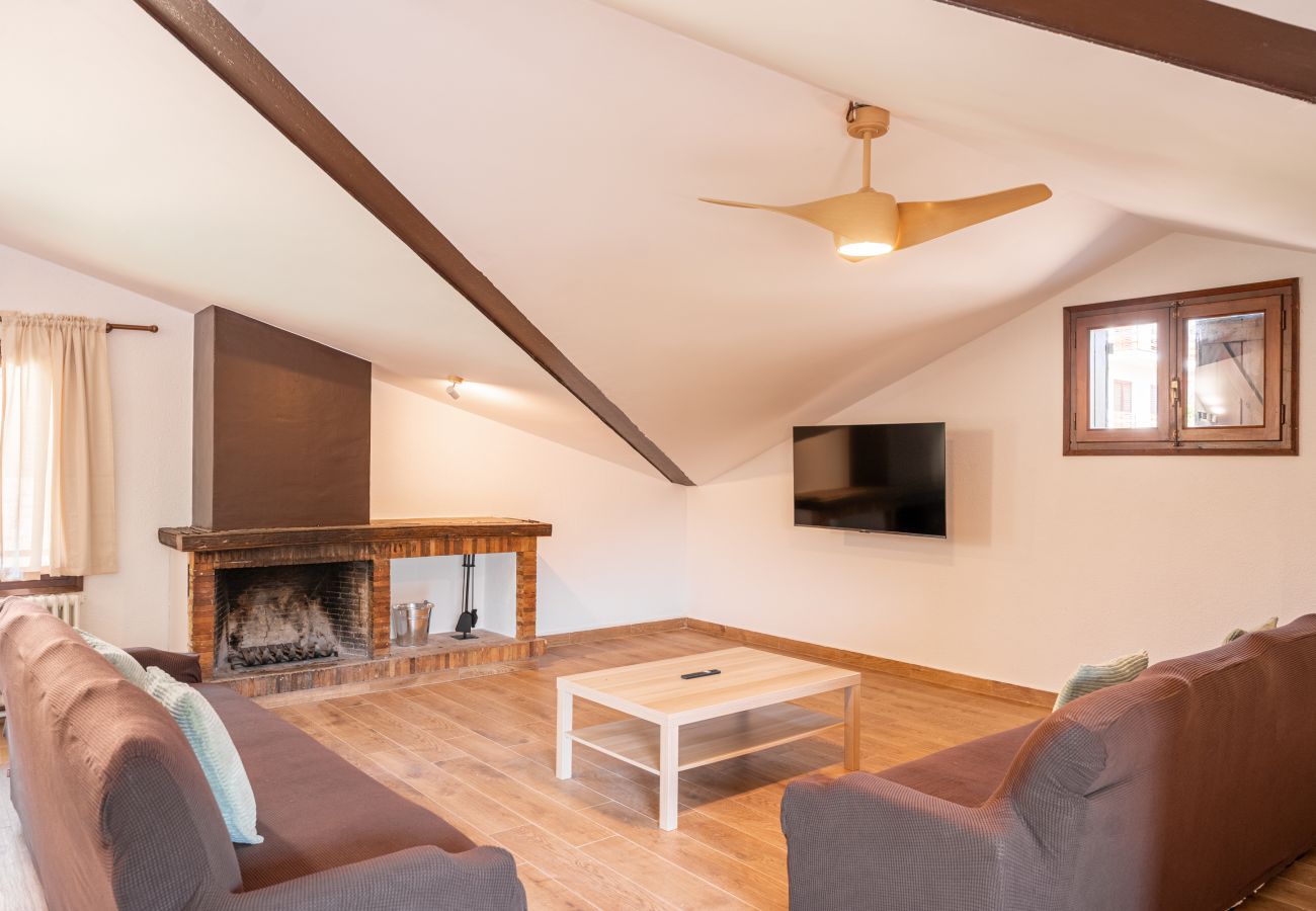 Casa rural en Sant Feliu de Pallerols - Majordoms Art