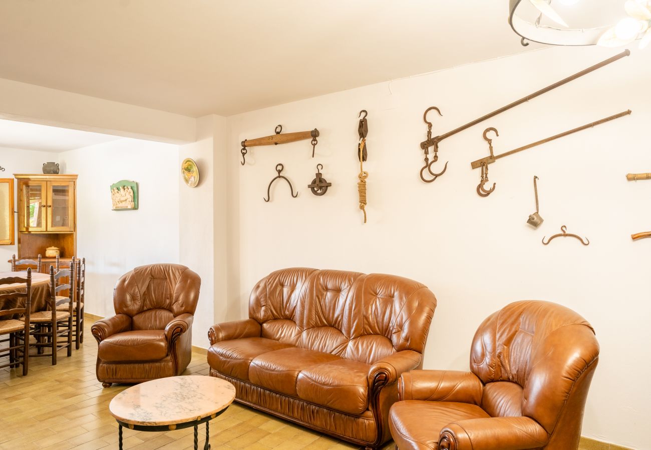 Casa rural en Cornellà del Terri - Majordoms Vila