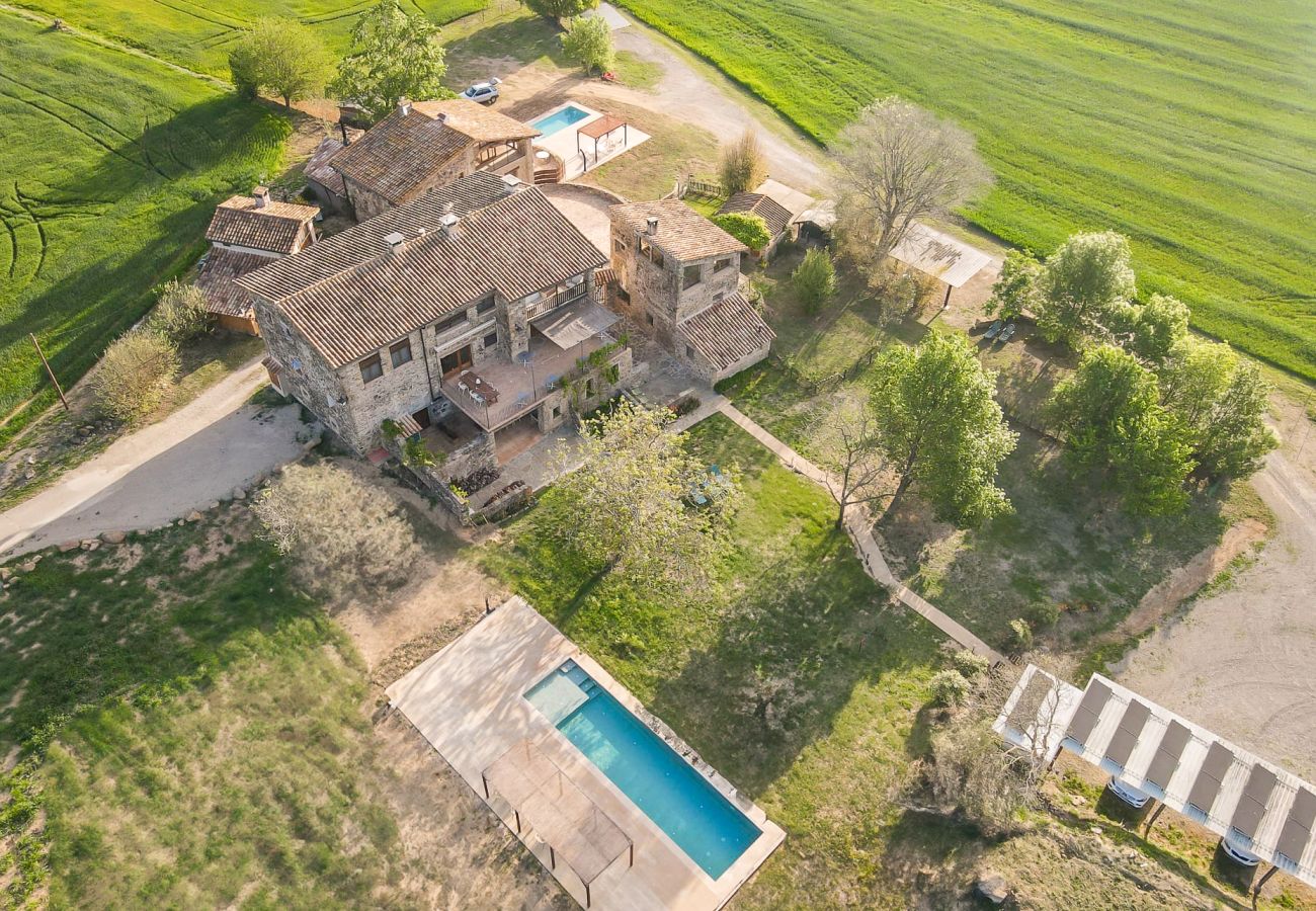Gîte Rural à Montagut i Oix - Can Riera de Montagut (7 rooms)