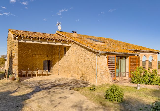 Gîte Rural à Cornellà del Terri - Mas Maria Carmen Dalmau Gîte Rural à Cornellà del Terri - Mas Maria Carmen Dalmau