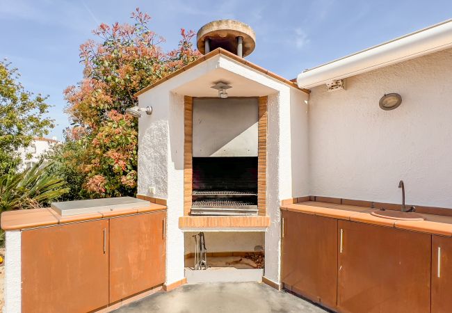 Villa à Empuriabrava - Majordoms Canals Villa à Empuriabrava - Majordoms Canals