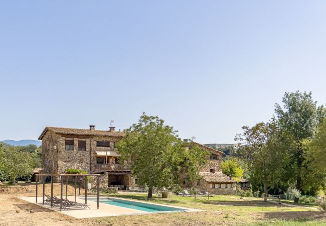 Gîte Rural à Montagut i Oix - Majordoms Riera 5 Gîte Rural à Montagut i Oix - Majordoms Riera 5