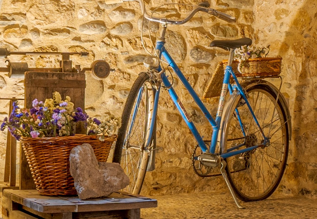 Maison mitoyenne à Boadella i les Escaules - Cal Sabater