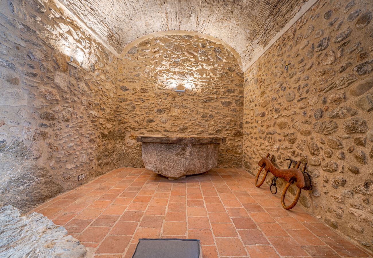 Maison mitoyenne à Boadella i les Escaules - Cal Sabater